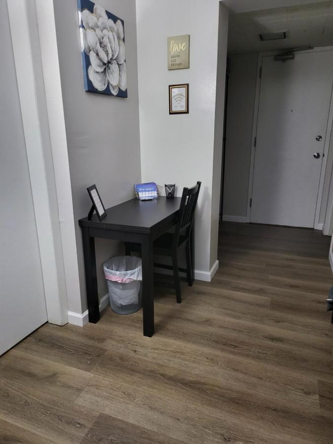 Cedar Lodge Room W/ Lake Views! Laconia Εξωτερικό φωτογραφία